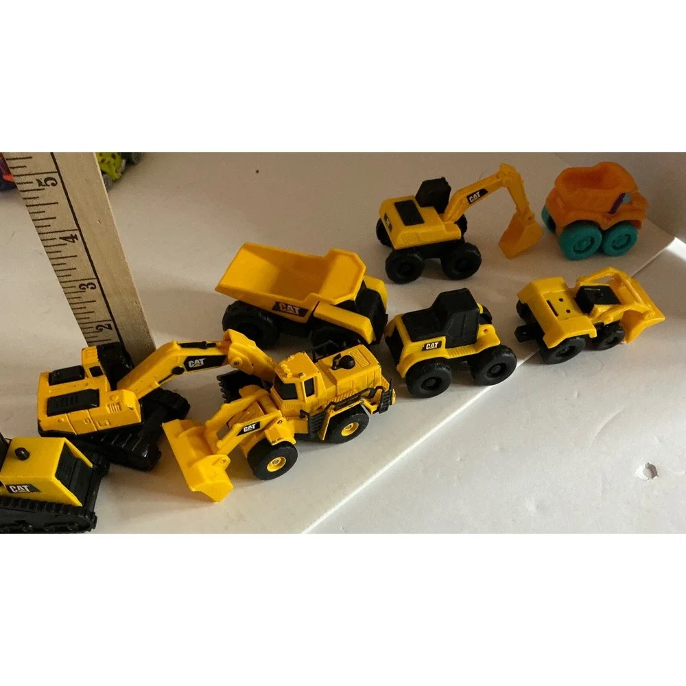 CAT Construction Vehicle Toy Lot Excavator Bulldozer Dump Truck Yellow Mini Set